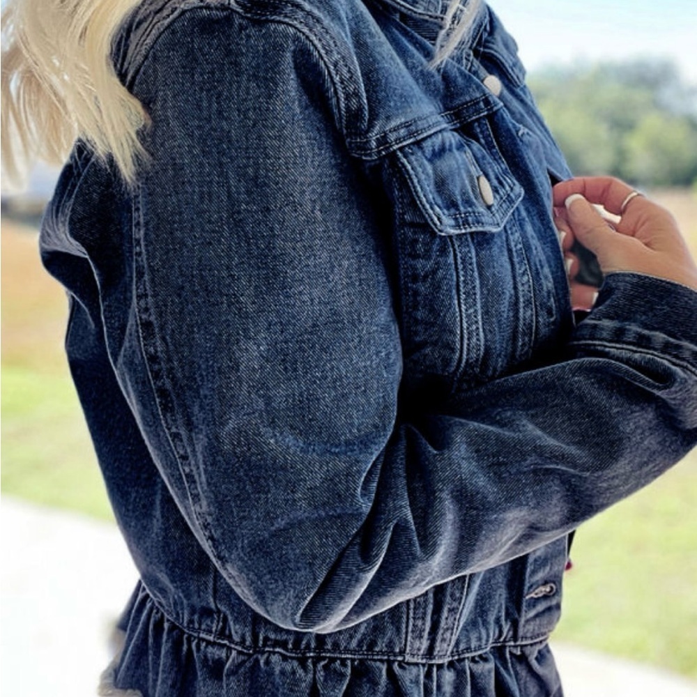 LAST ONE Ruffled Denim Jacket - Picture 4 of 14